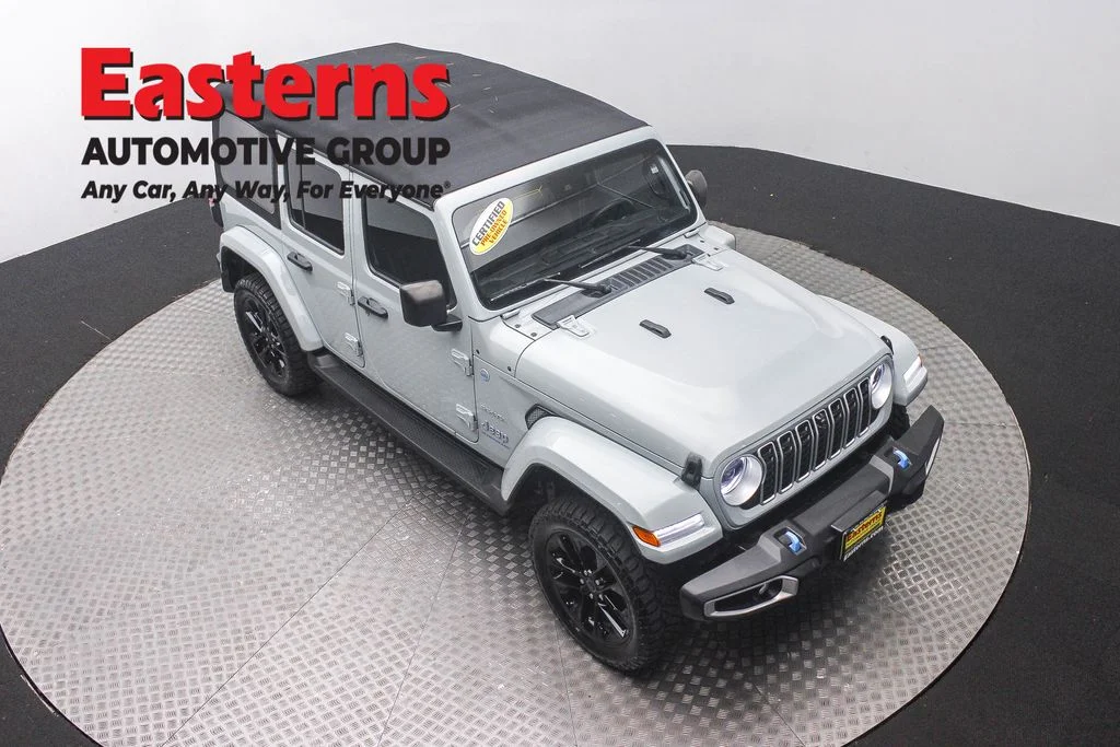 Used 2024 Gray Jeep Sahara 4xe image 3