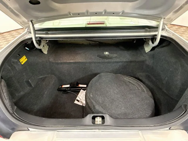 Used 2008 Tan Mercury GS image 22