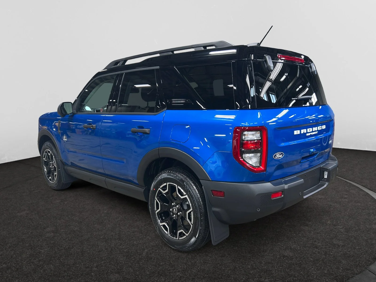 New 2026 Velocity Blue Metallic Ford Outer Banks image 3