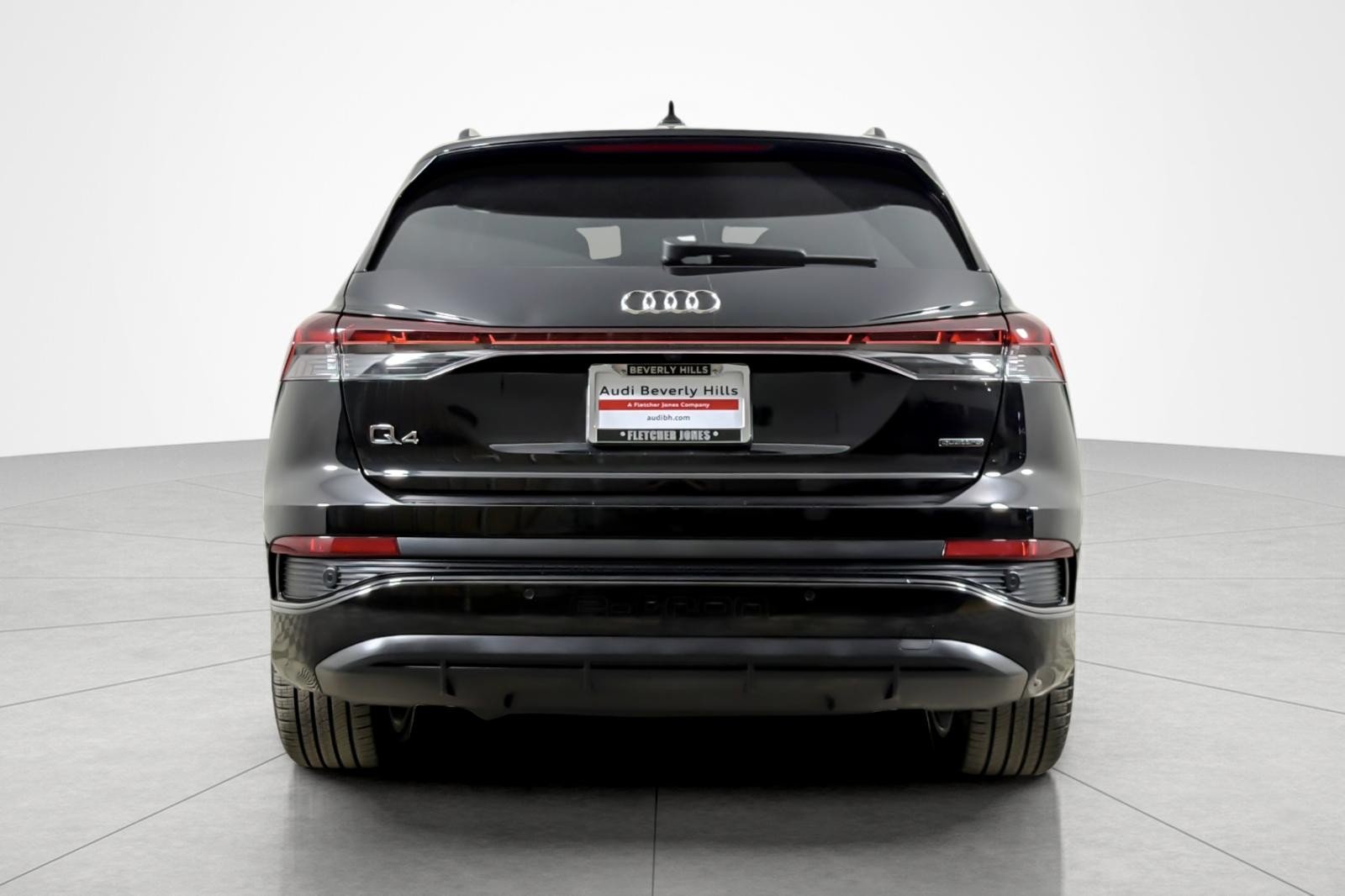 Used 2024 Mythos Black Metallic Audi Premium 55 quattro image 4