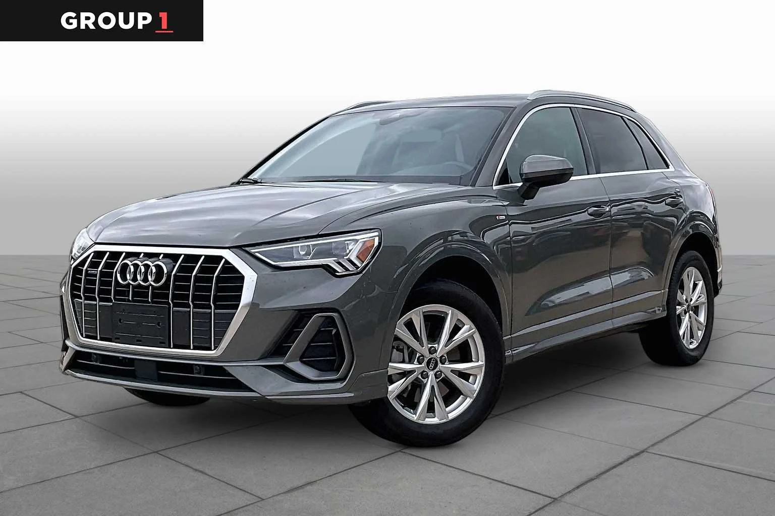 2025 Audi Q3 45 TFSI S Line Premium quattro's photo