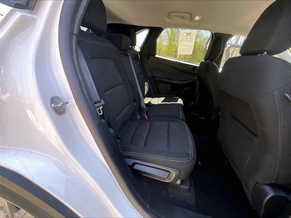 Used 2025 White Ford Active image 16