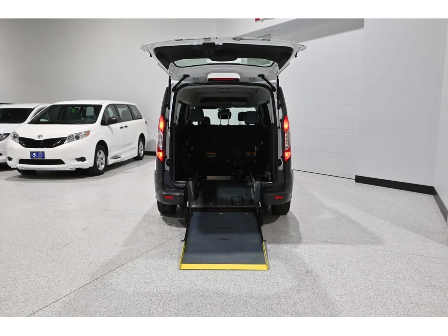 Used 2016 WHITE Ford XL Mobility Handicap Van image 19