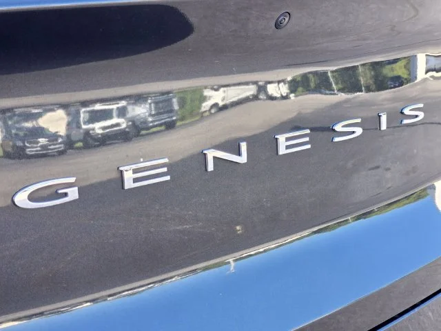 Used 2024 Gray Genesis 2.5T image 17