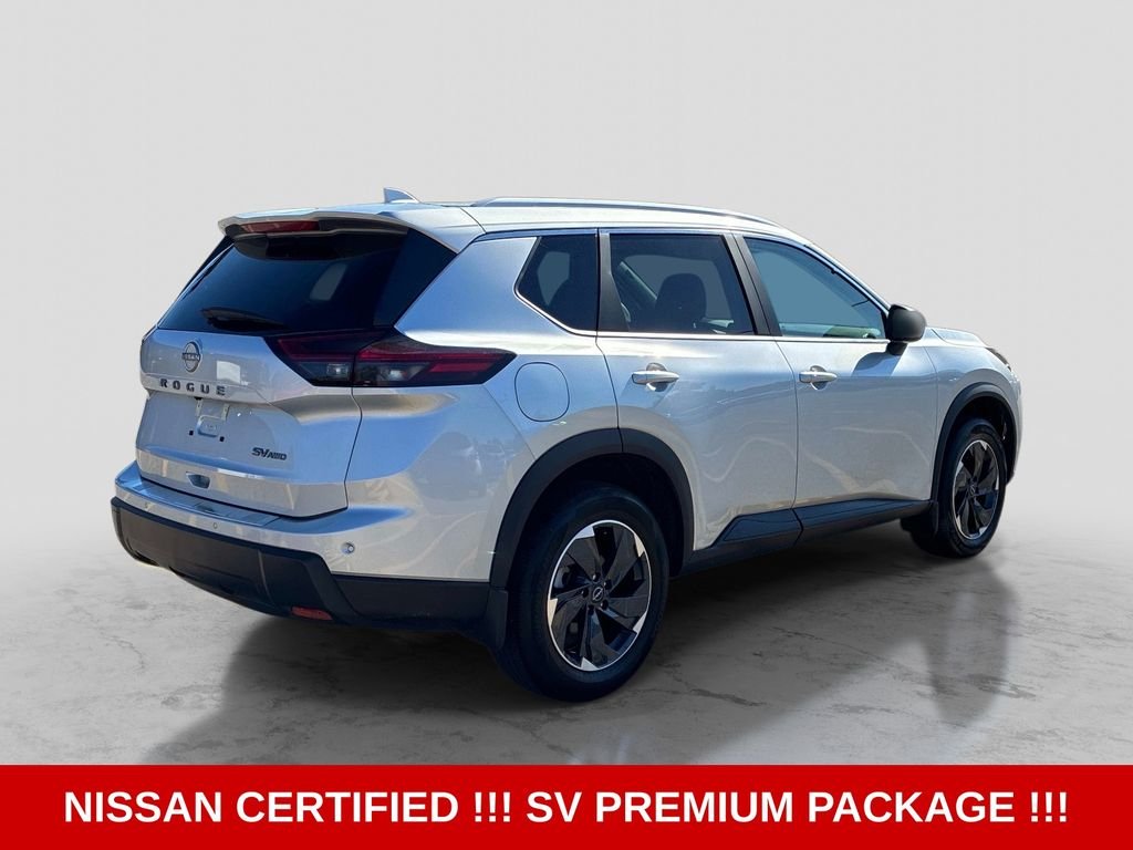 Used 2024 Silver Nissan SV image 7