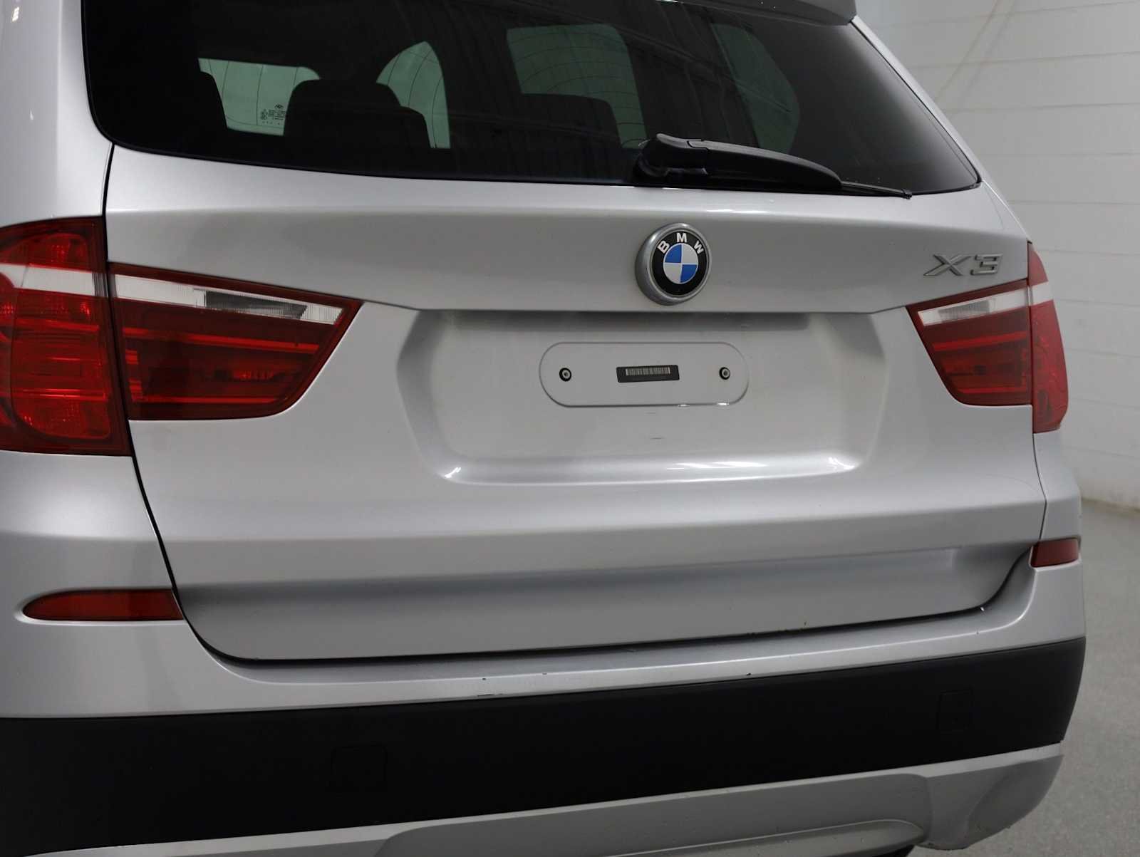 Used 2014 Silver BMW xDrive35i image 8
