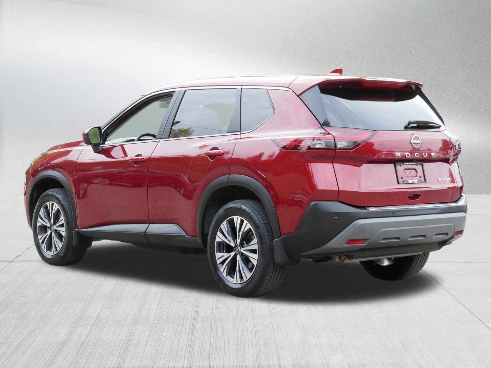 Certified Used 2023 Scarlet Ember Tintcoat Nissan SV image 5