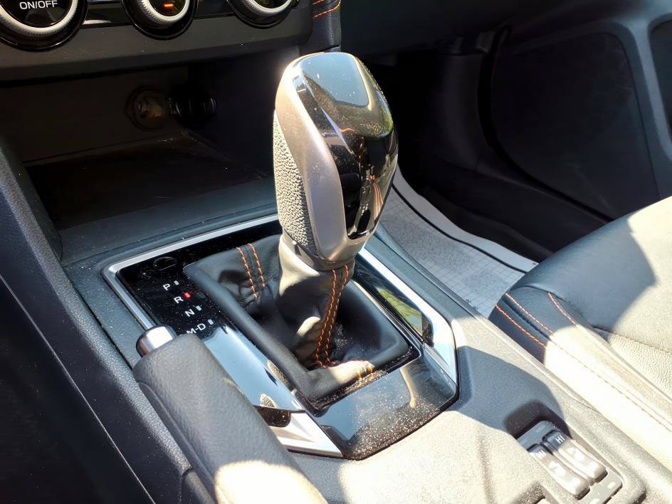 Used 2019 Cool Gray Khaki Subaru Limited image 21
