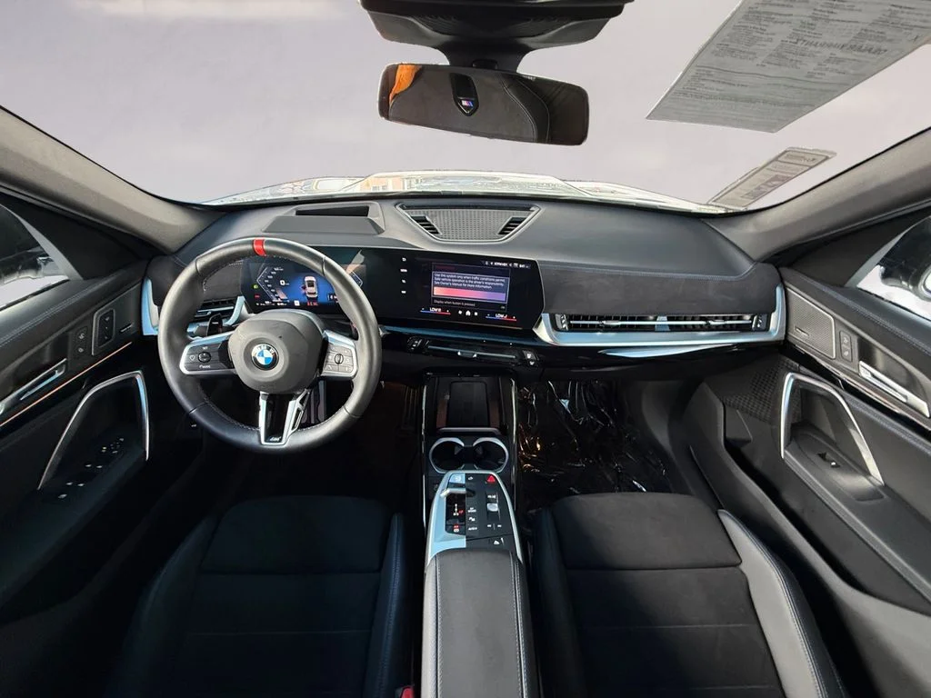 2026 BMW X1 M35i - Photo 12