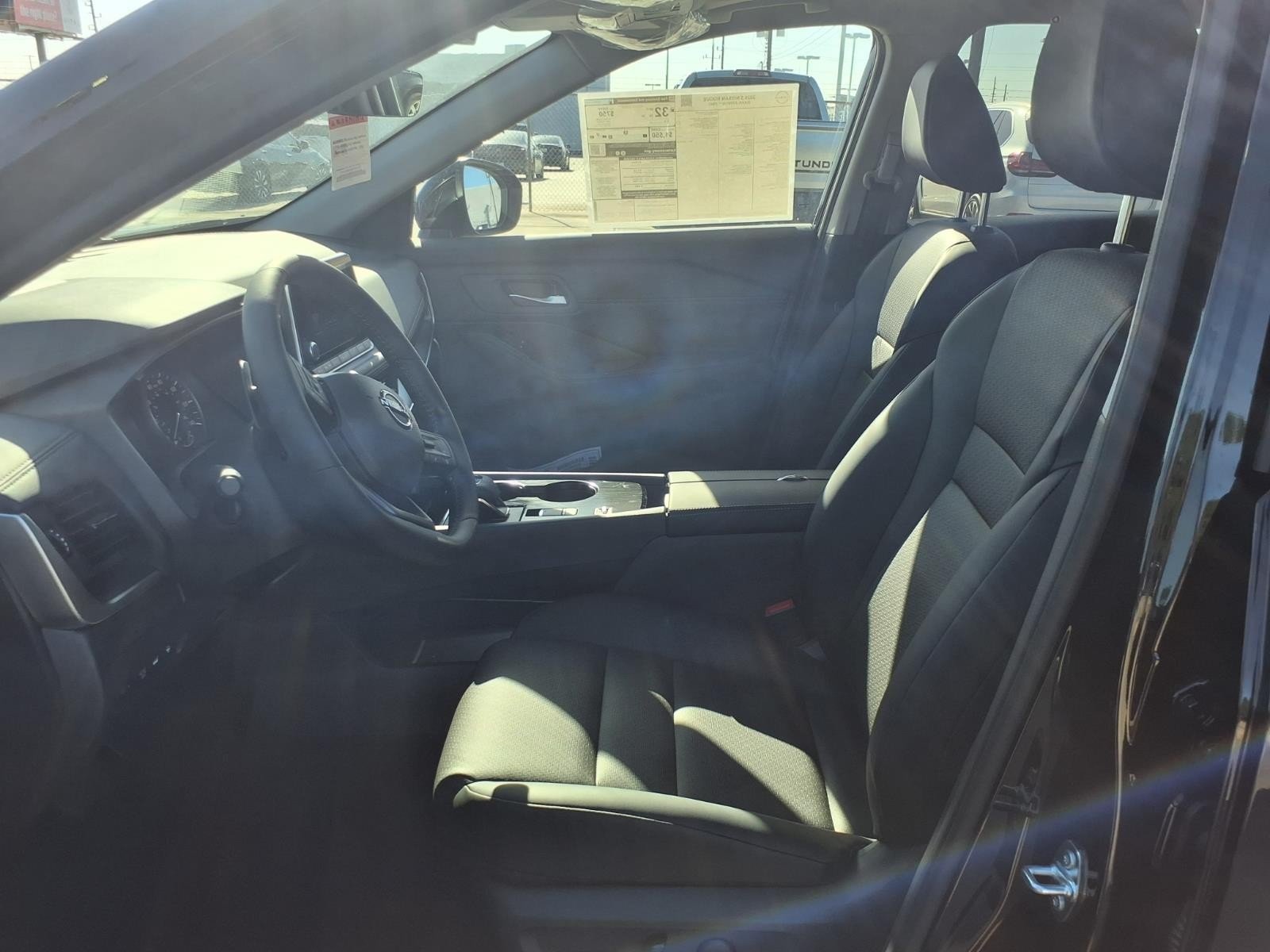 2026 Nissan Rogue photo 13 of 26