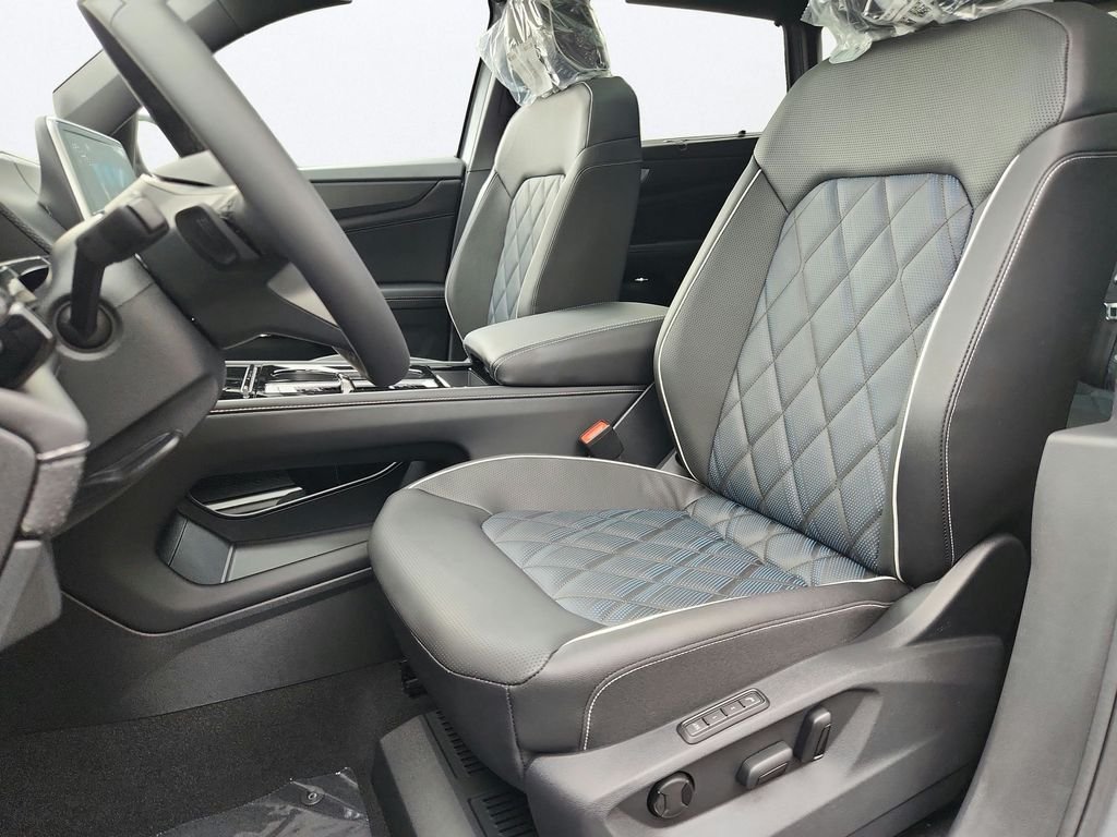 New 2026 Silver Volkswagen SEL Premium R-Line image 10