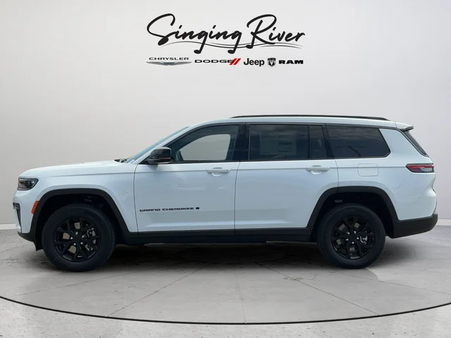 New 2026 Bright White Clear-Coat Exterior Paint Jeep Laredo image 4