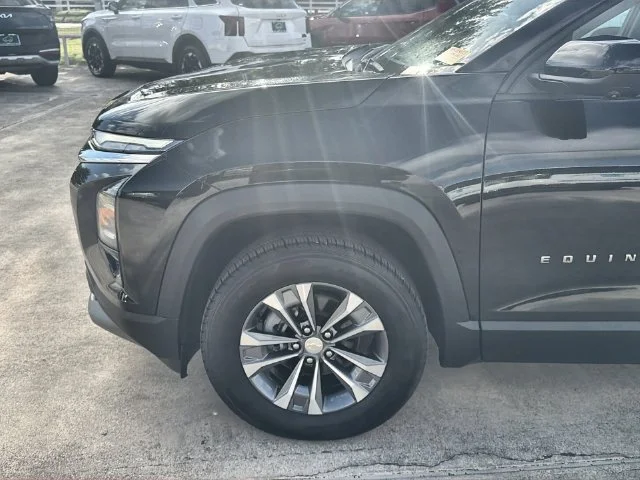 2025 Chevrolet Equinox LT - Photo 32