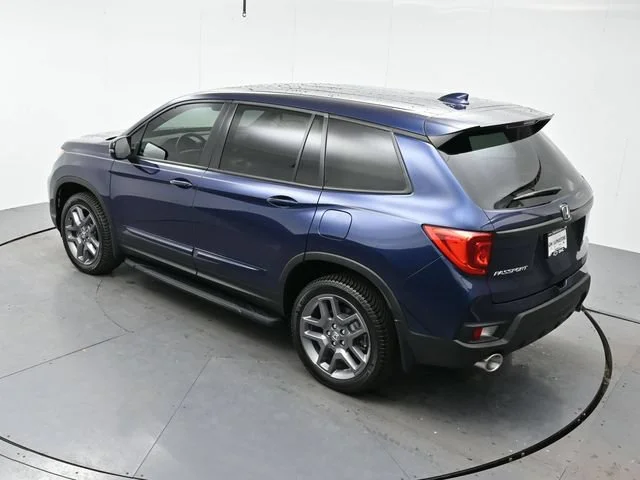 Used 2023 Blue Honda EX-L image 38