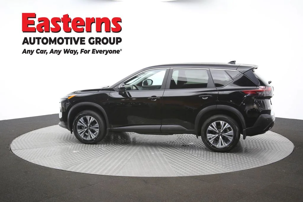 Used 2023 Black Nissan SV image 59