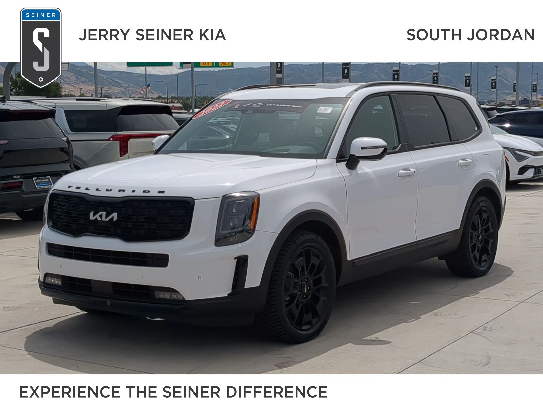Used 2022 Glacial White Pearl Kia SX image 1