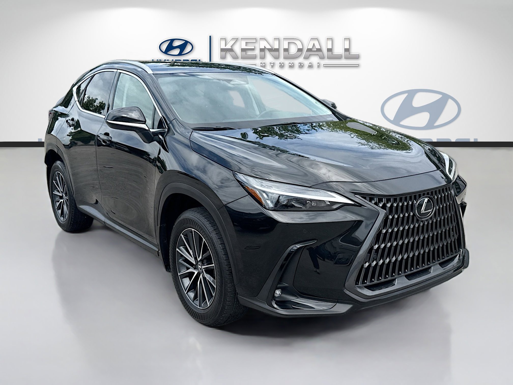 2025 Lexus NX 350 250 FWD's photo
