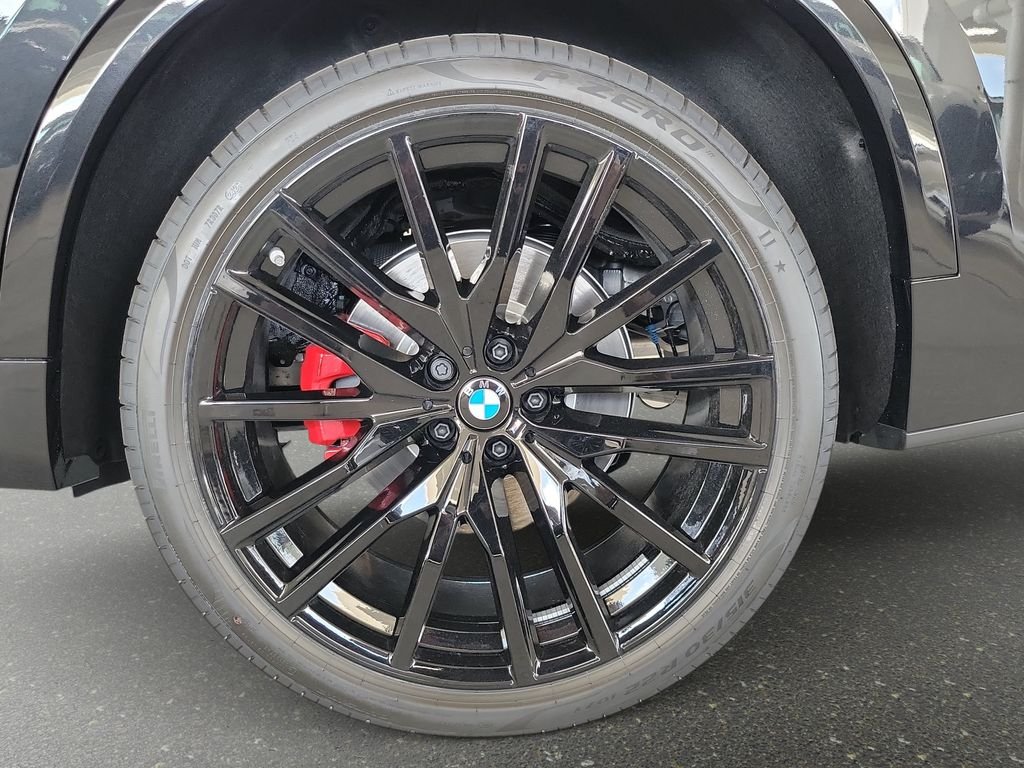 New 2026 Black Sapphire Metallic BMW xDrive40i image 17