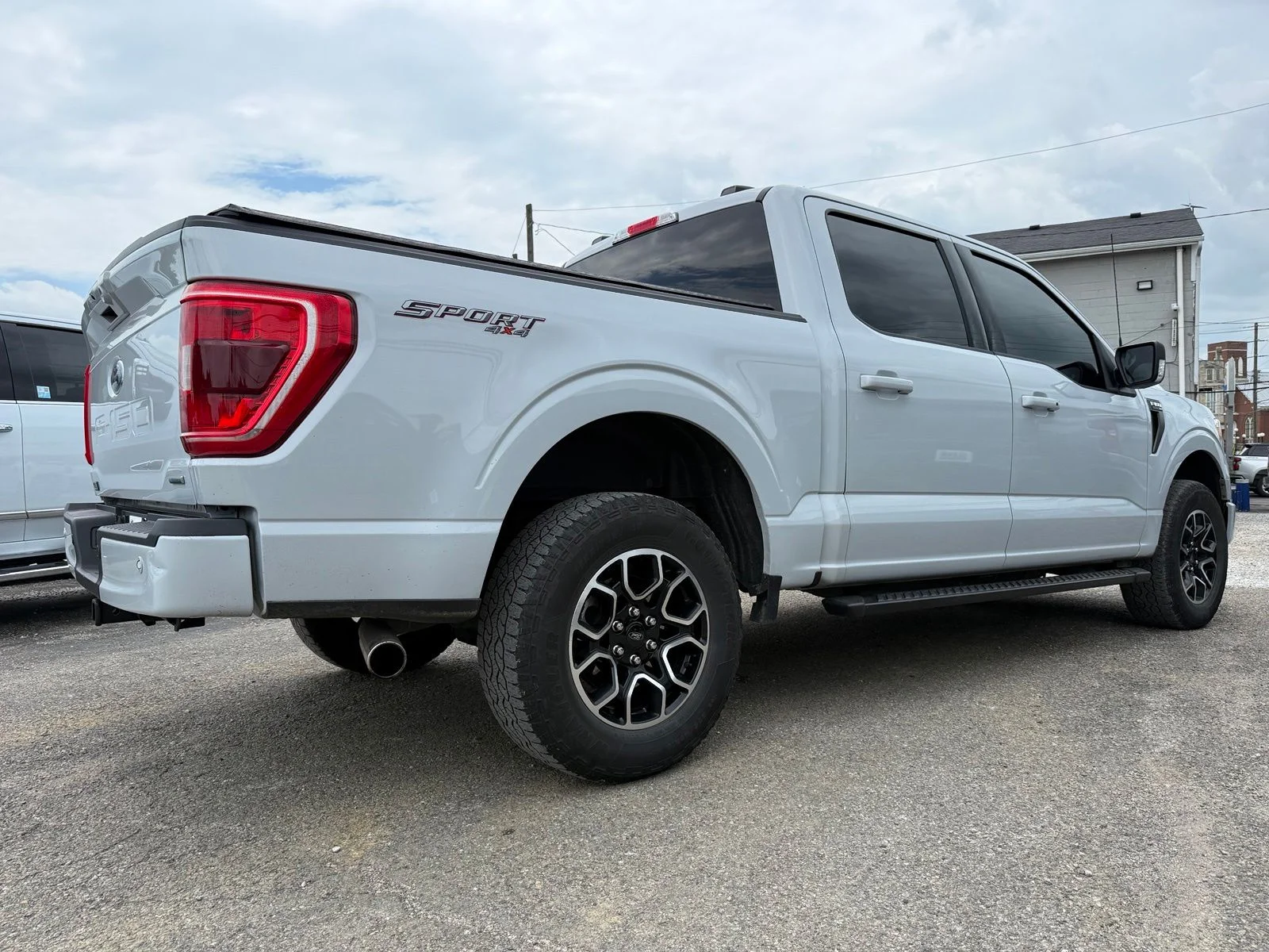 Used 2022 White Ford XLT image 6