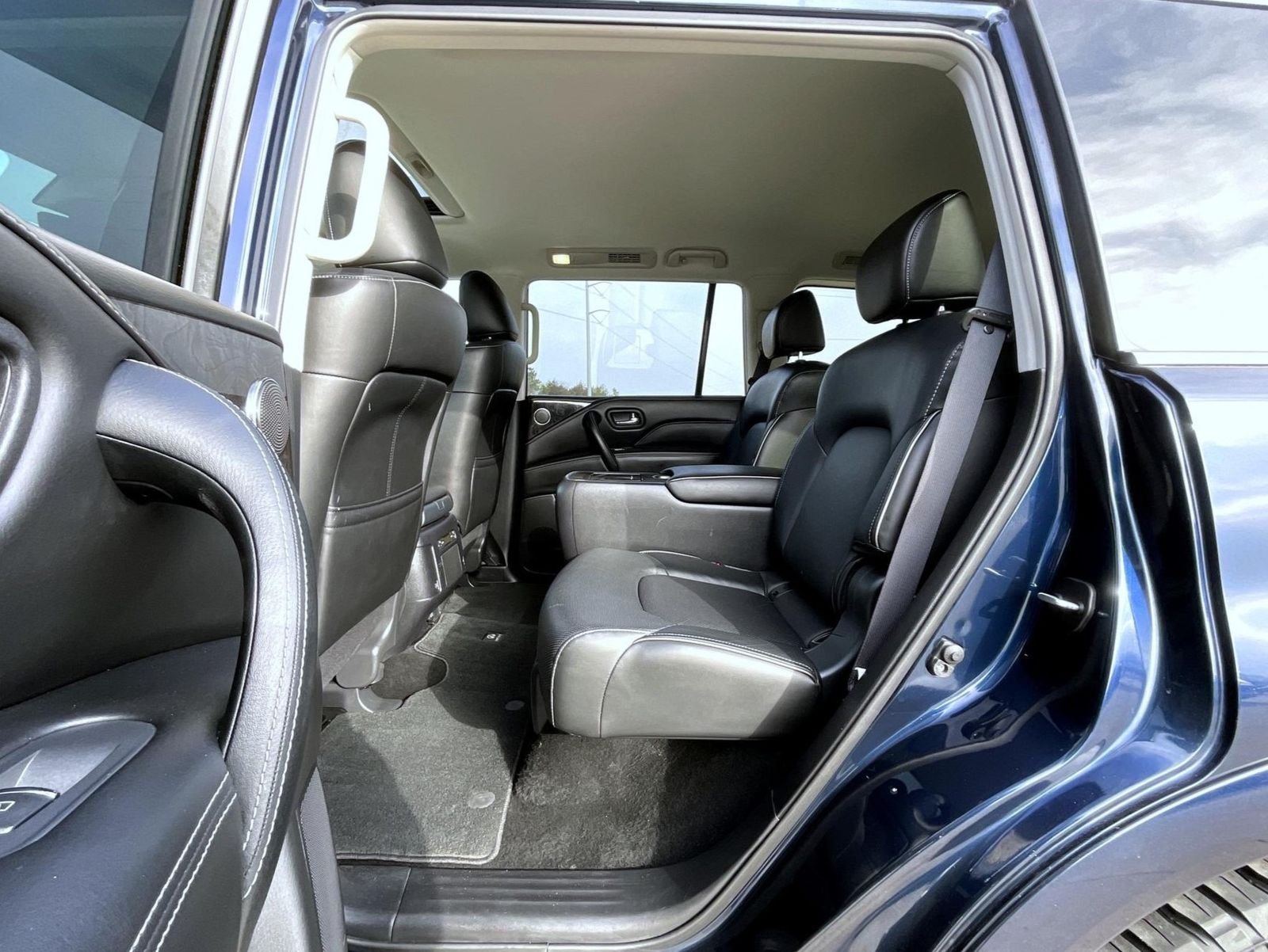Used 2024 Blue INFINITI LUXE image 22