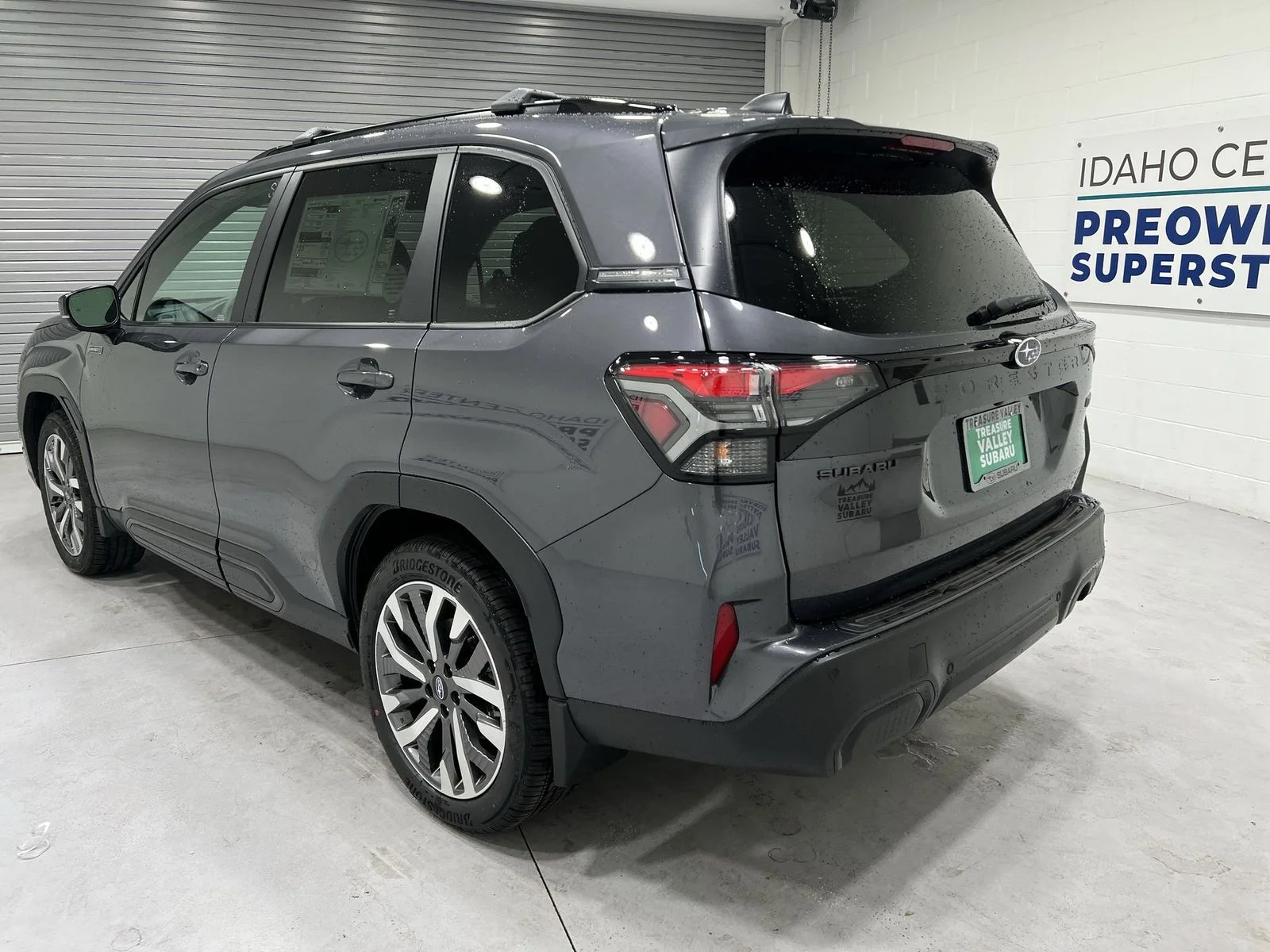 New 2026 MAGNETITE GRAY METALLIC Subaru Touring Hybrid image 6