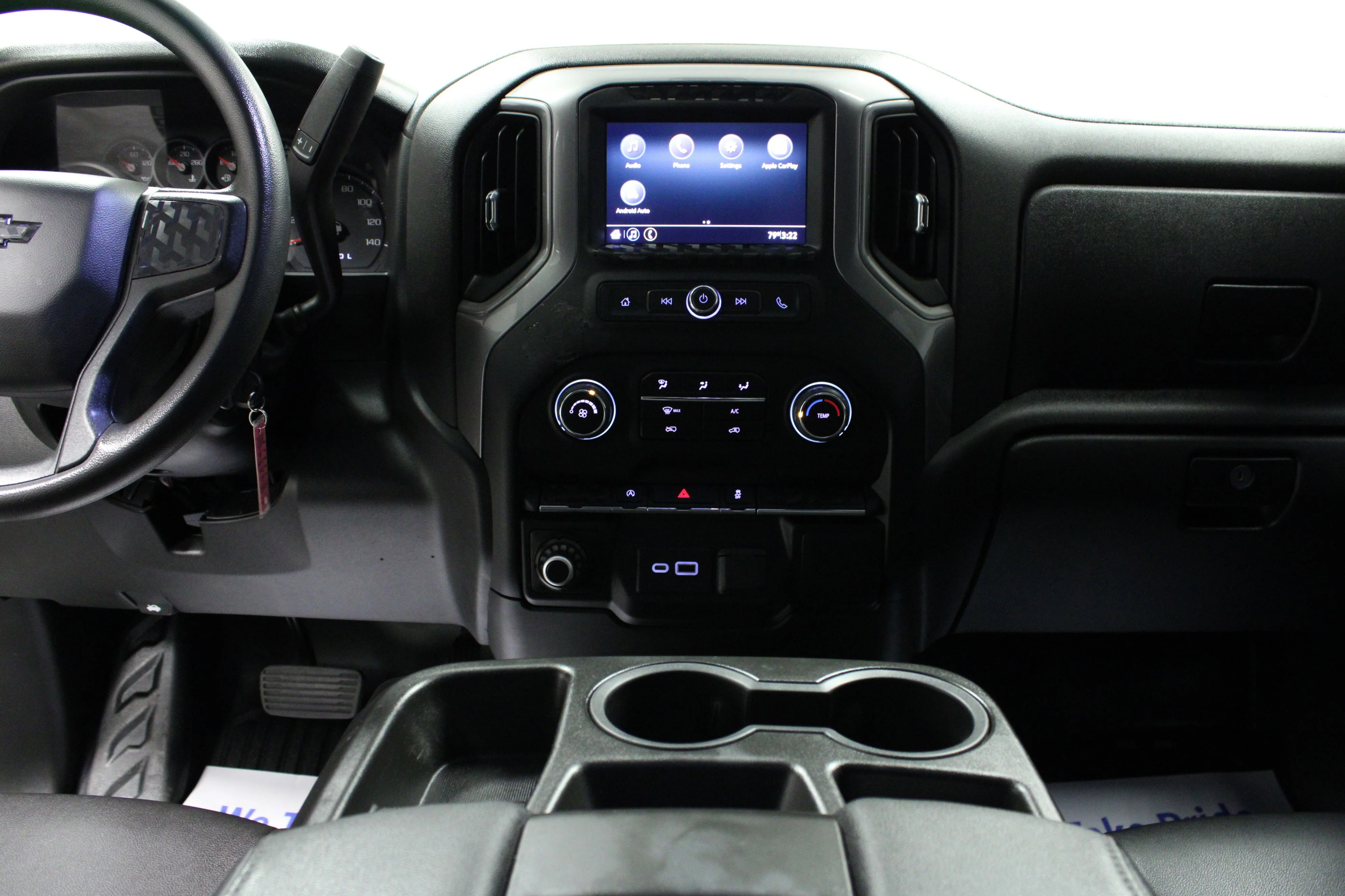 Used 2022 Summit White Chevrolet WT image 18