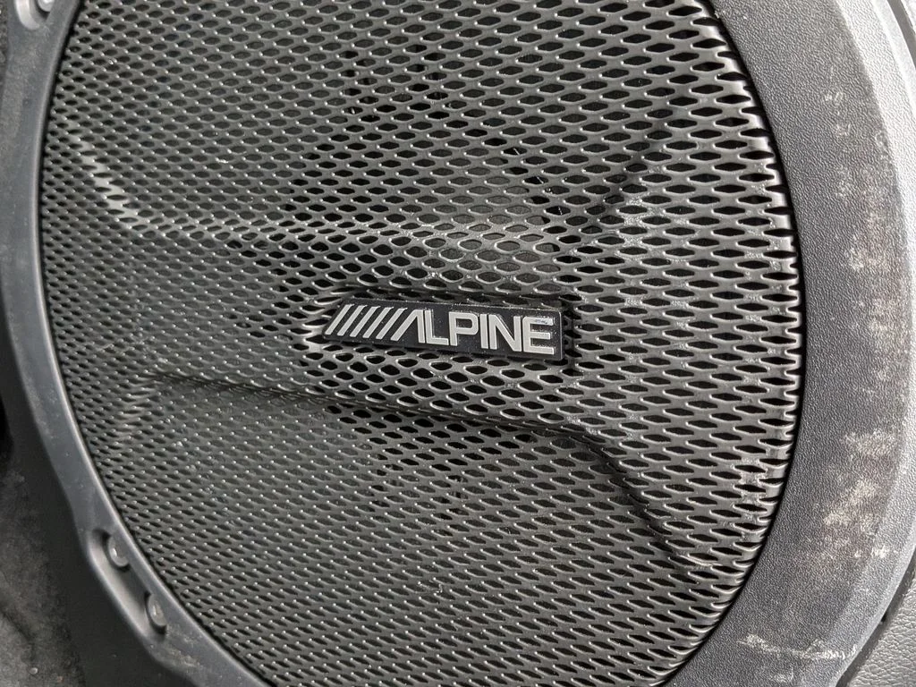 Used 2022 Black Jeep Unlimited Sahara image 9