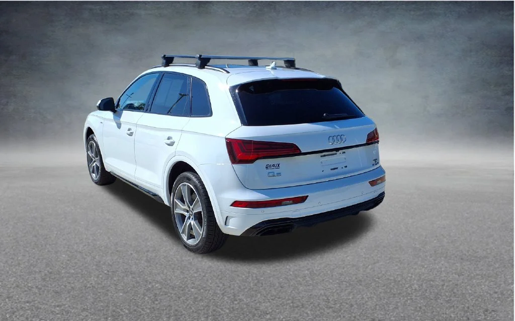 Used 2025 White Audi 45 S line Premium image 5