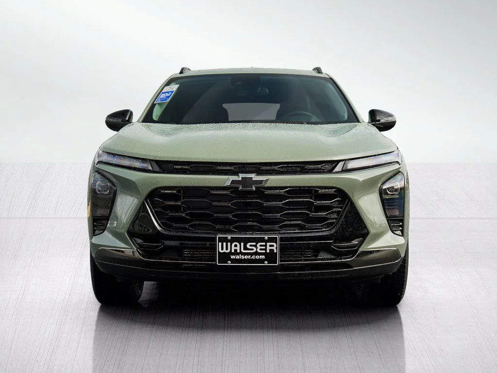 New 2026 Cacti Green Chevrolet ACTIV image 2