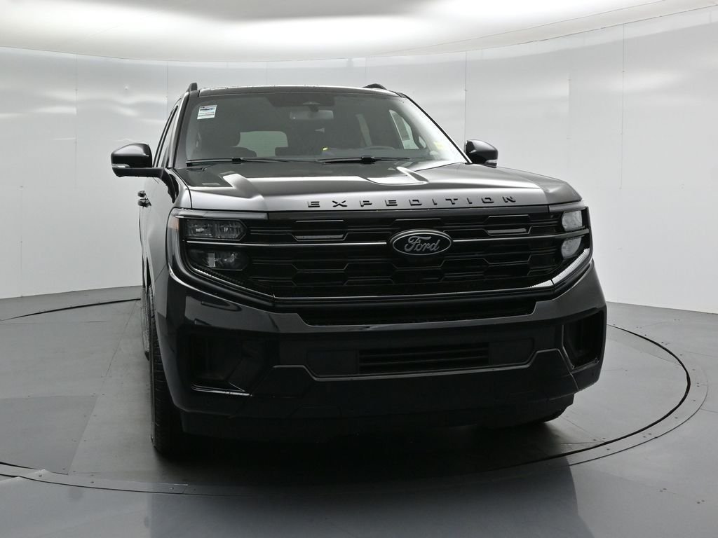 New 2026 Agate Black Metallic Ford Platinum image 50