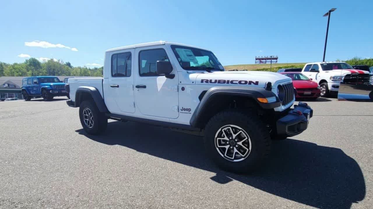 New 2026 Bright White Clearcoat Jeep Rubicon image 6