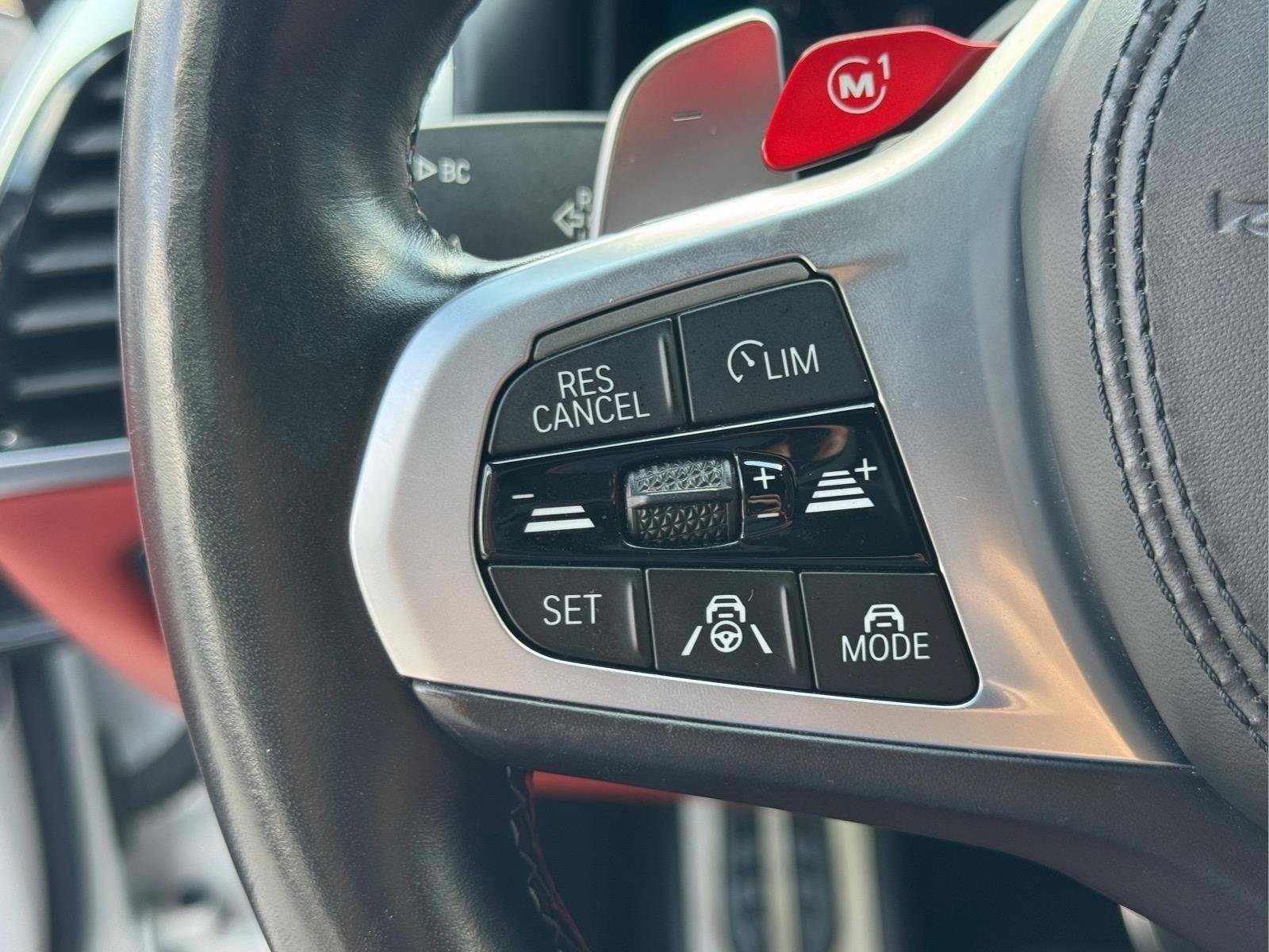 Used 2020 Alpine White BMW Competition image 24