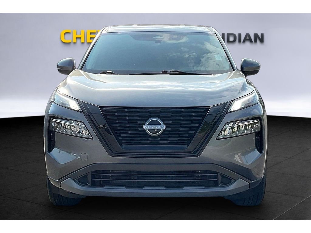 Used 2023  Nissan SV image 3