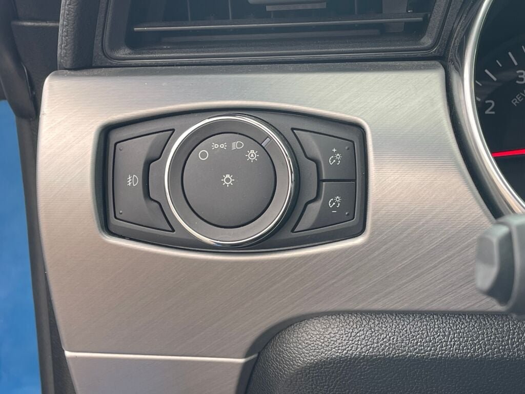 Used 2021 Velocity Blue Metallic Ford EcoBoost Premium image 19