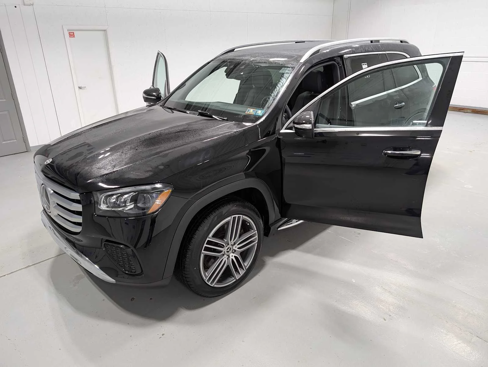 2024 Mercedes-Benz GLS Base - Photo 17