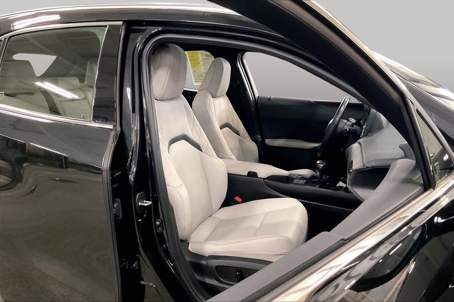 Used 2023 Caviar Lexus Premium image 9