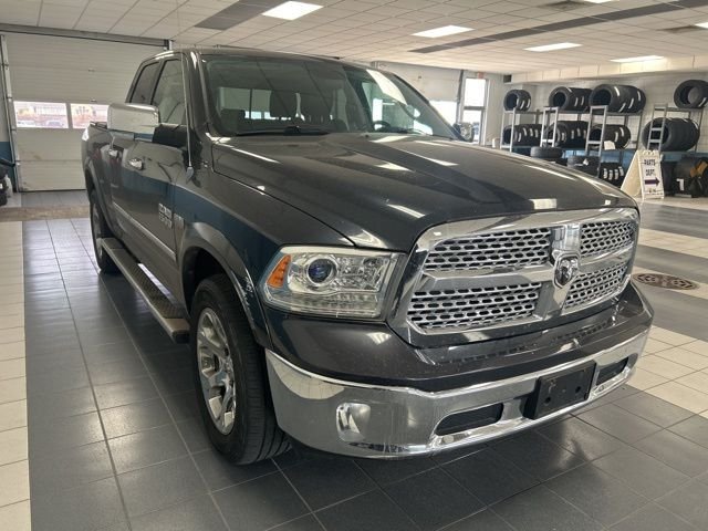 2013 RAM Ram 1500 Pickup Laramie