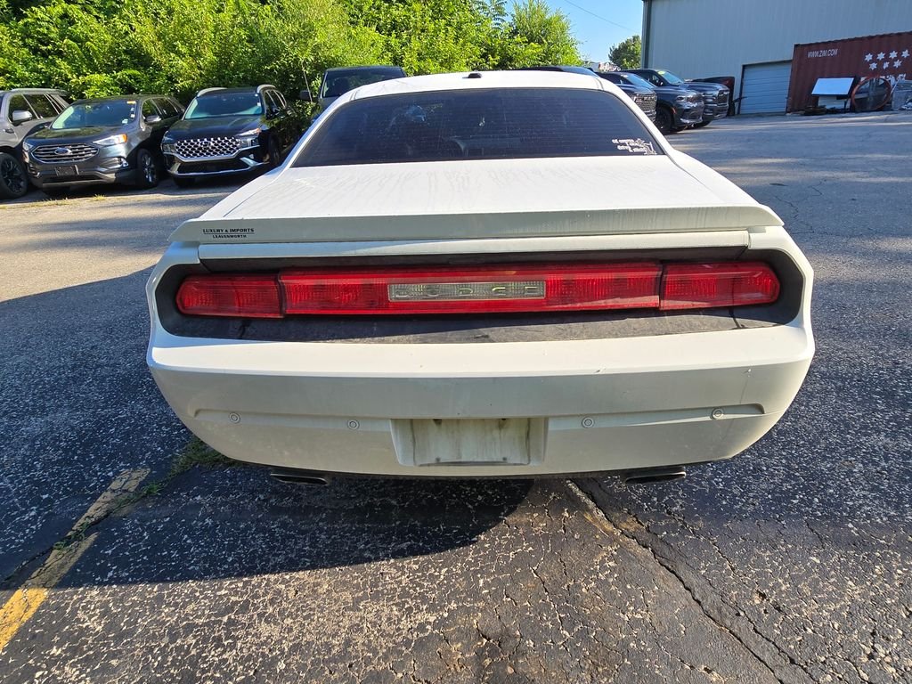 Used 2014 White Dodge R/T image 6