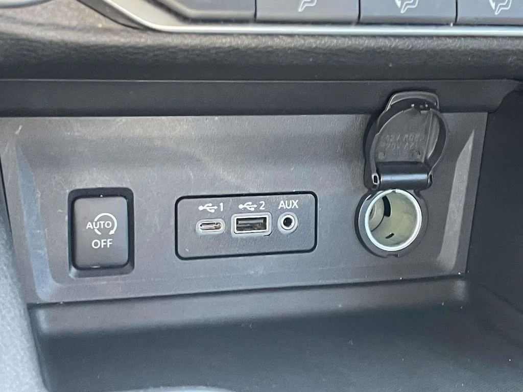Used 2024 White Nissan SV image 36