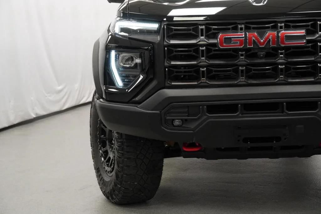 Used 2024 Onyx Black GMC AT4X image 37