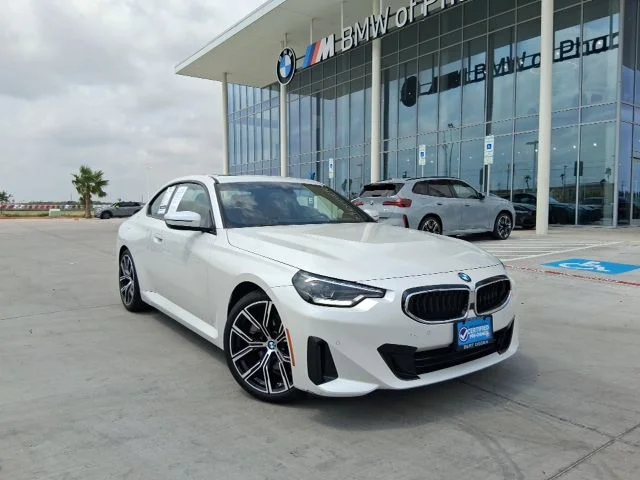2024 BMW 2 Series 230i Coupe's photo