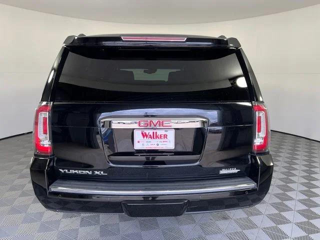 Used 2019 Onyx Black GMC Denali image 6