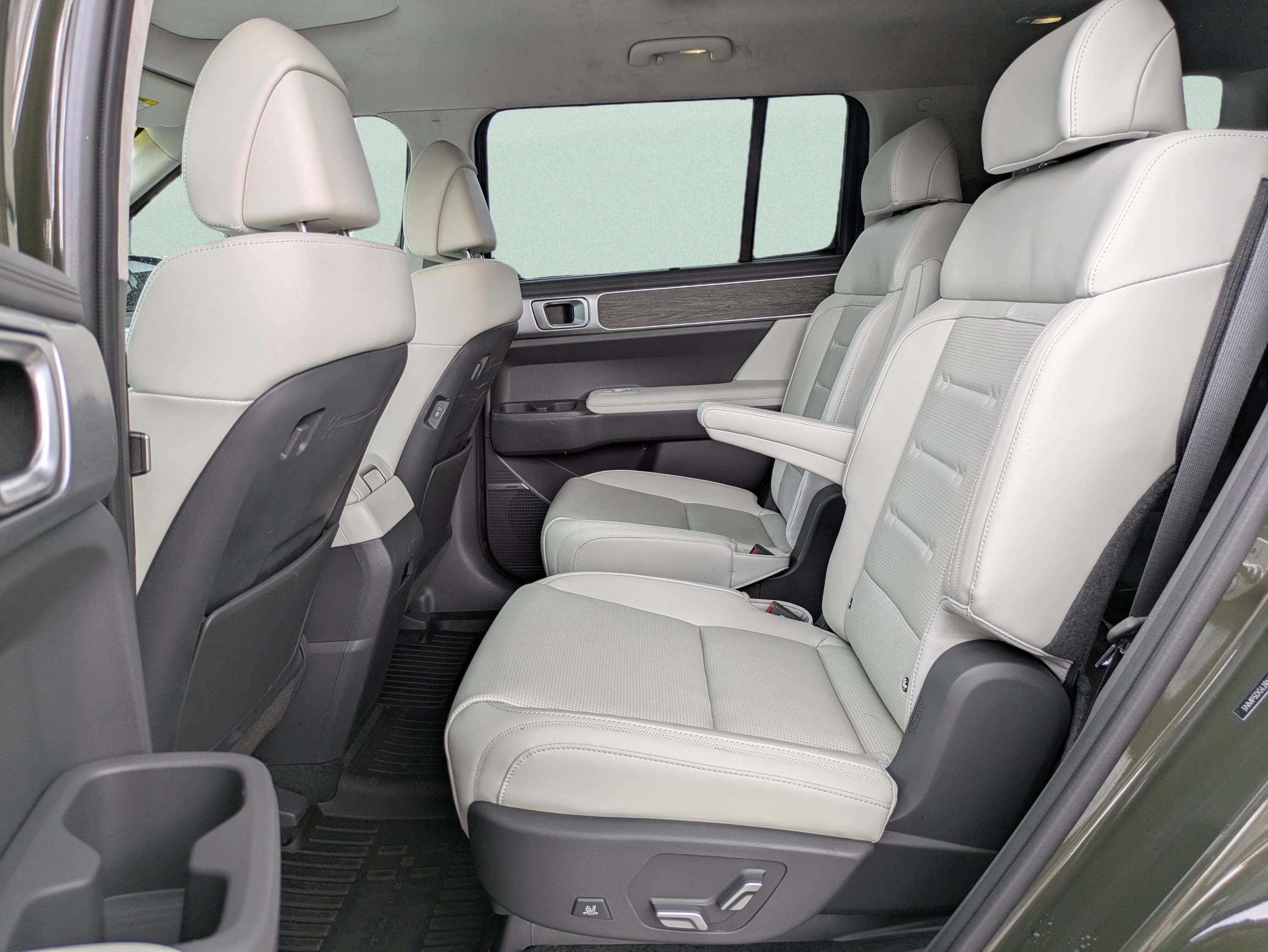 Used 2024 Rockwood Green Hyundai Calligraphy image 11