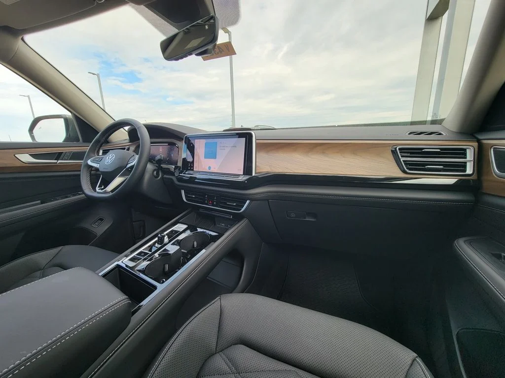 2026 Volkswagen Atlas SE w/Tech - Photo 13