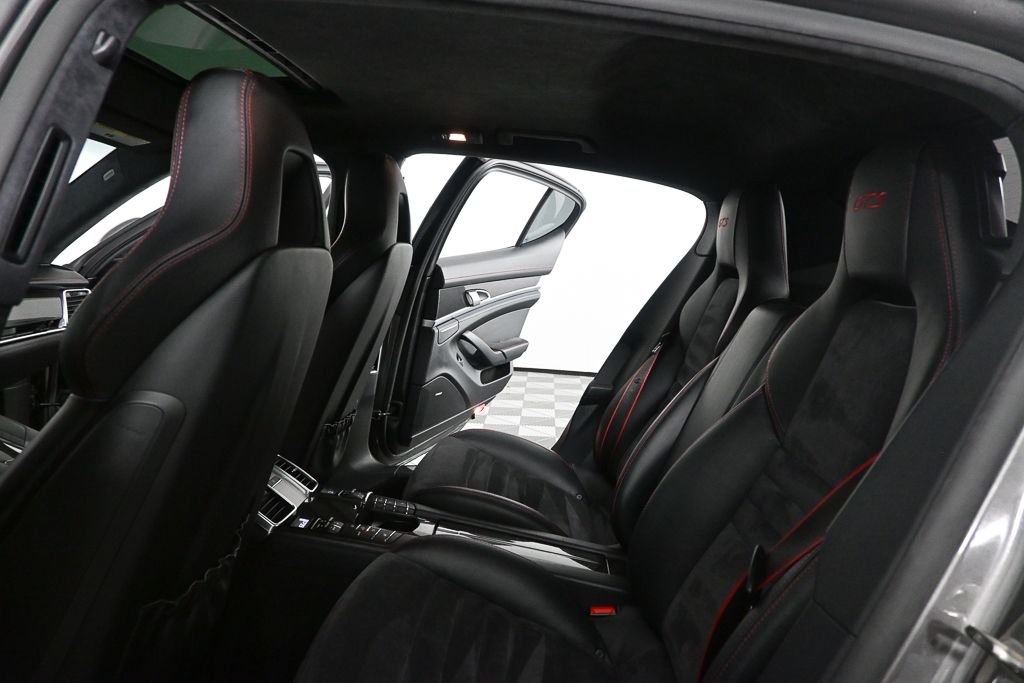 Used 2015  Porsche GTS image 18