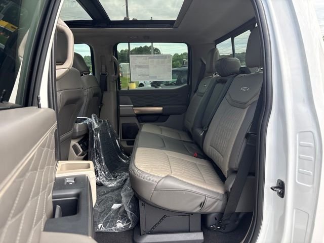 New 2026 Star White Metallic Tri-Coat Ford Platinum image 28