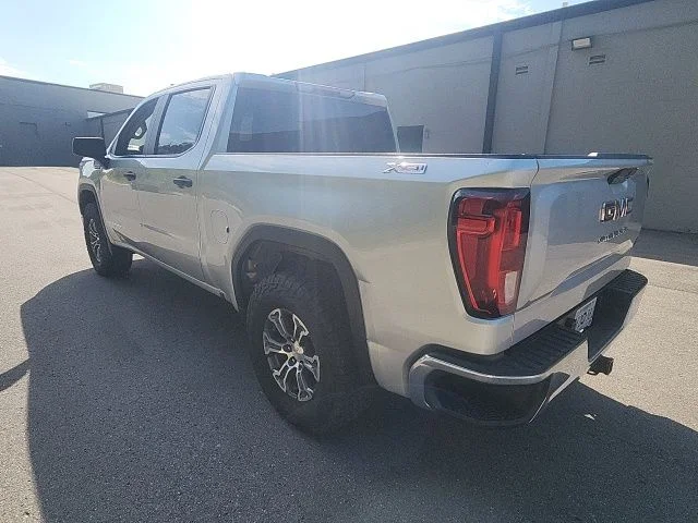 Used 2020 Silver GMC Base image 4