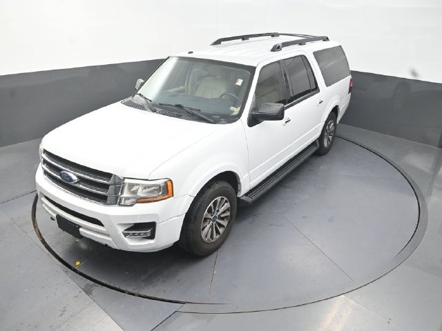 Used 2017 White Ford XLT image 25