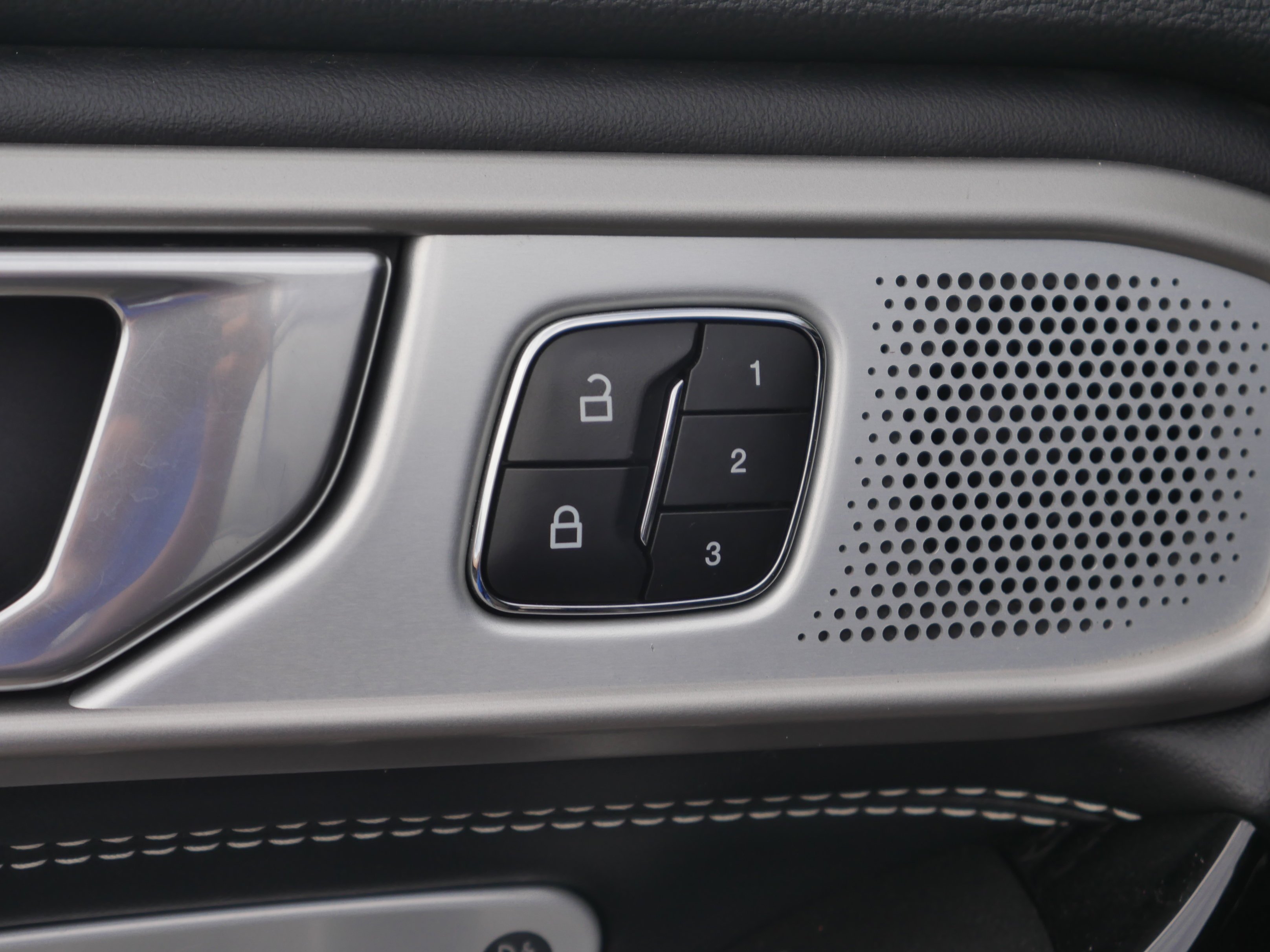 Used 2023 Agate Black Metallic Ford ST image 29