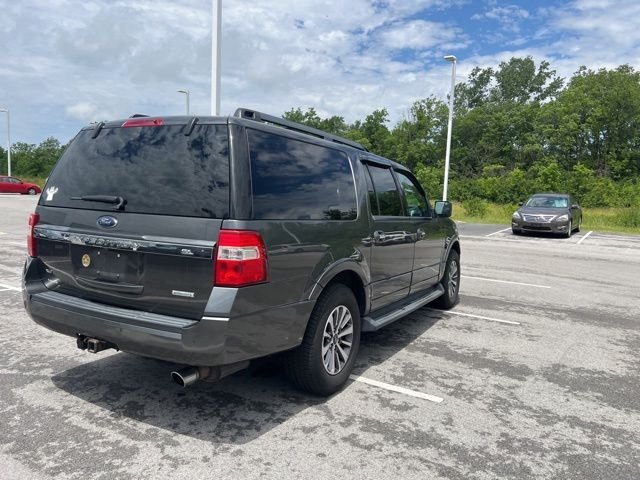 Used 2017 Magnetic Ford XLT image 11